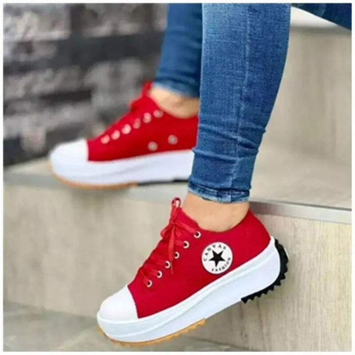 Chunky Sole Low-Top Sneakers - Casual Style