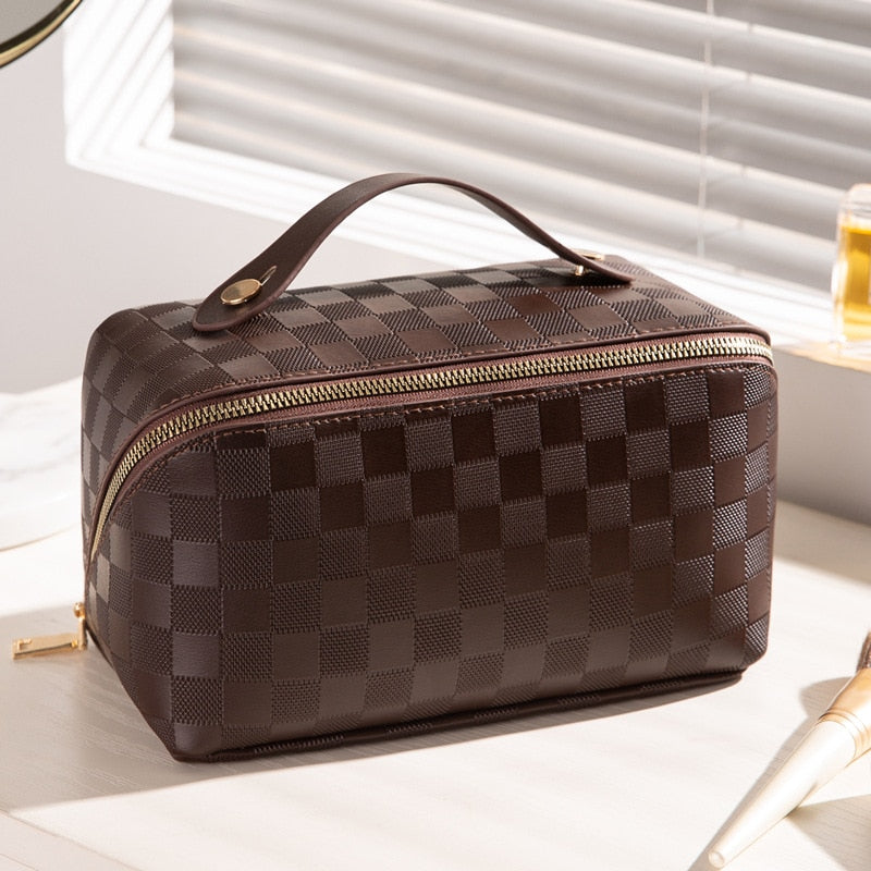 Luxury Checkered Make-up Cosmetic Bag