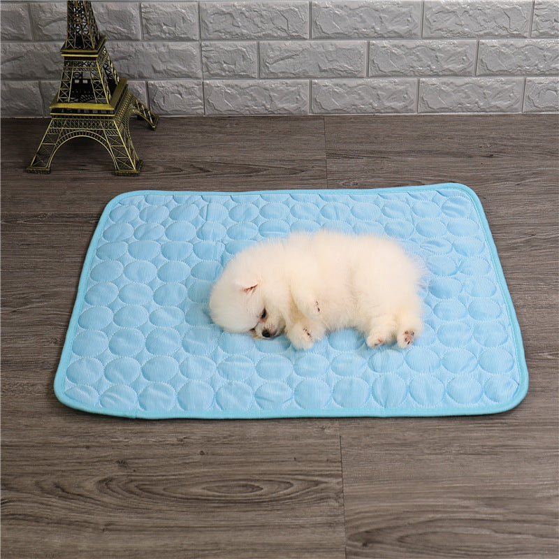 Pet Cooling Mat – Comfortable Relief for Hot Days