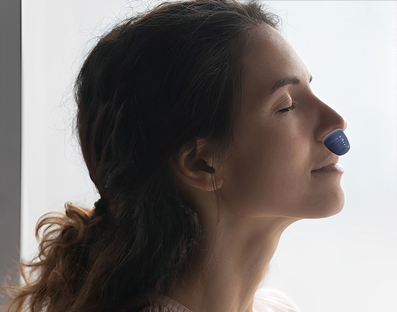 Portable Micro CPAP Device for Snoring Elimination – Quiet and Compact, Light Green with Silicone Tips