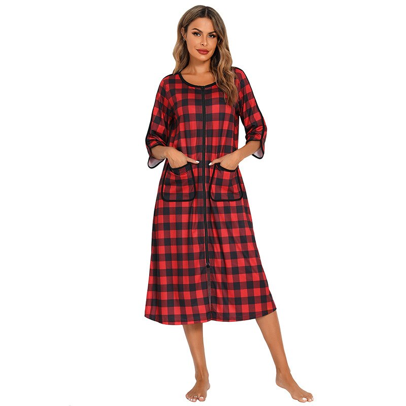 Women Hooded Bathrobe with Zipper: Comfortable & Practical