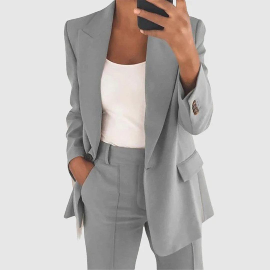 Women's Set with Blazer and Trousers – Elegant Two-Piece Outfit for Formal and Informal Occasions