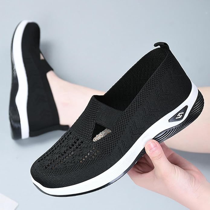 Airy women's shoes with cushioning