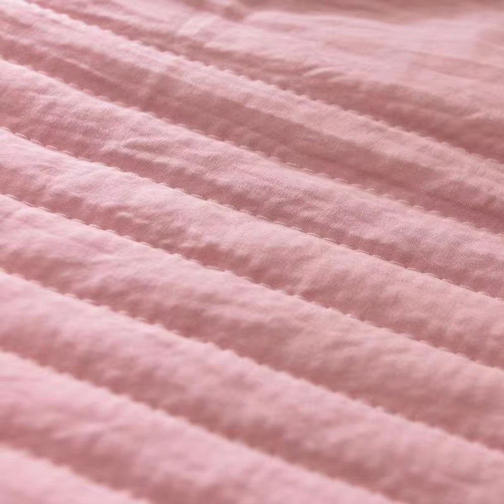 AQUACHILL - Cool and Cozy Blanket for Refreshing Comfort and Breathable Relaxation