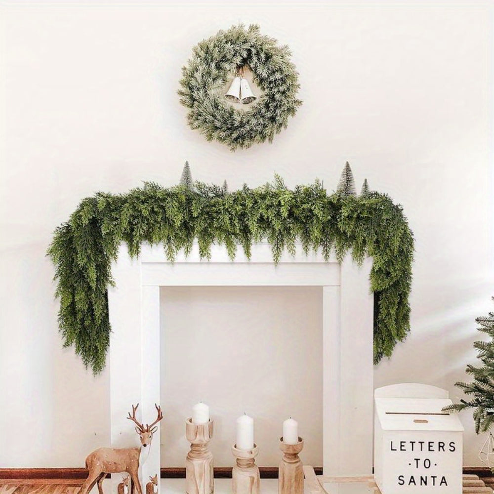Art Deco Christmas Garland - Flexible Artificial Greenery Ribbon