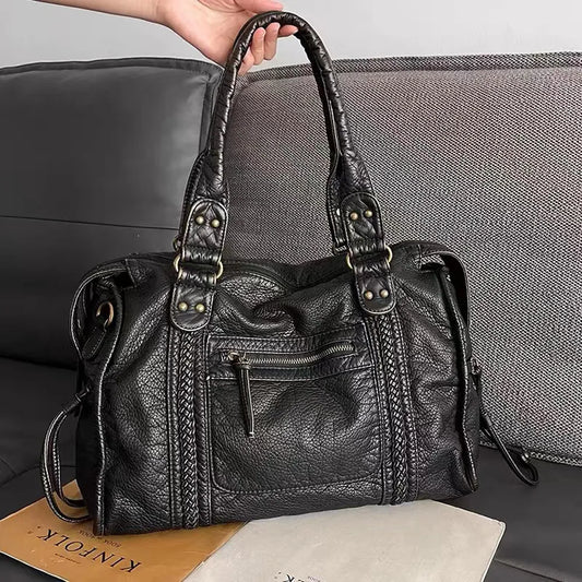 Black Handbag for Classes