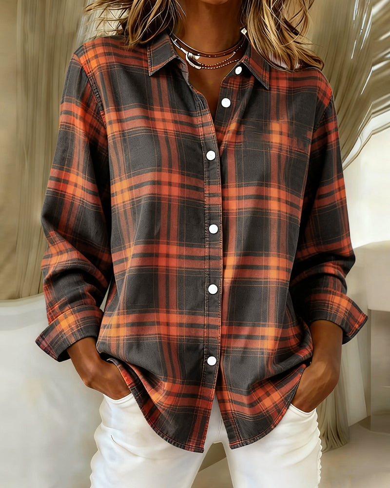 Checked pattern and notched lapel