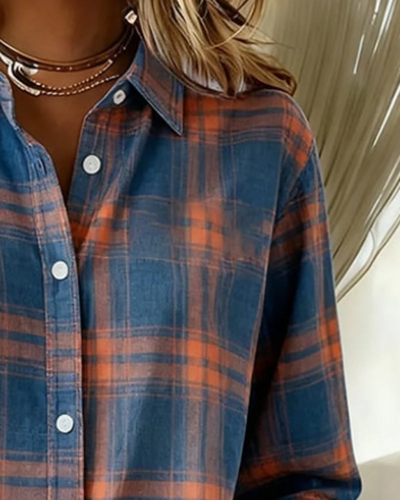 Checked pattern and notched lapel