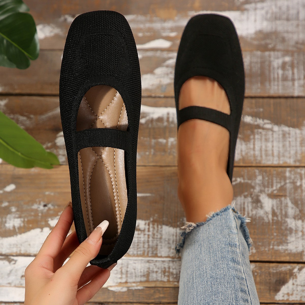 Cheerful Mary Jane Ballerinas