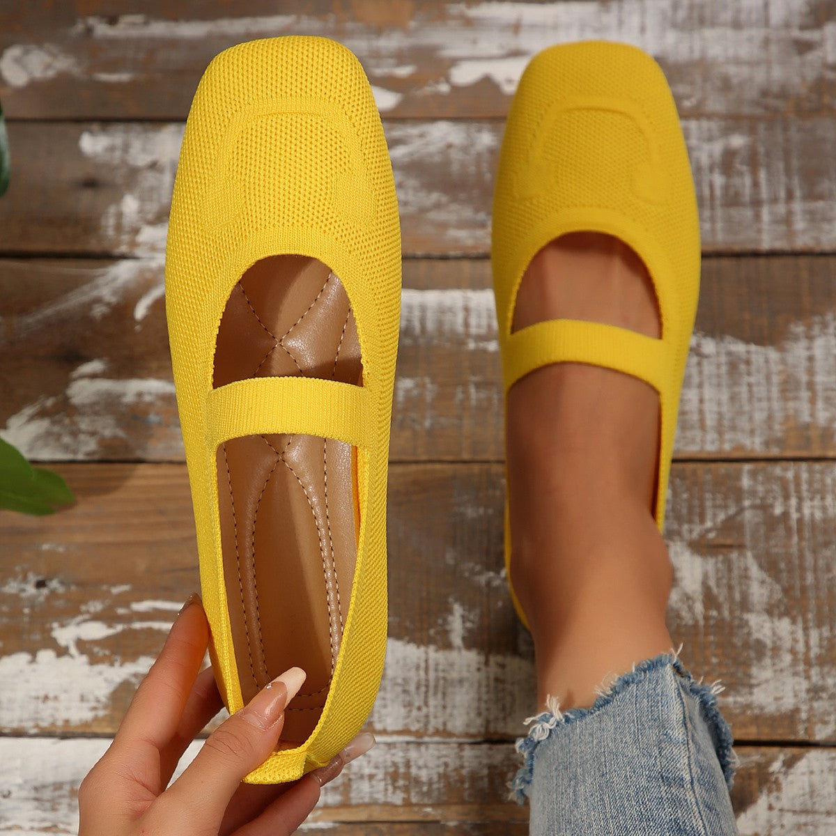 Cheerful Mary Jane Ballerinas