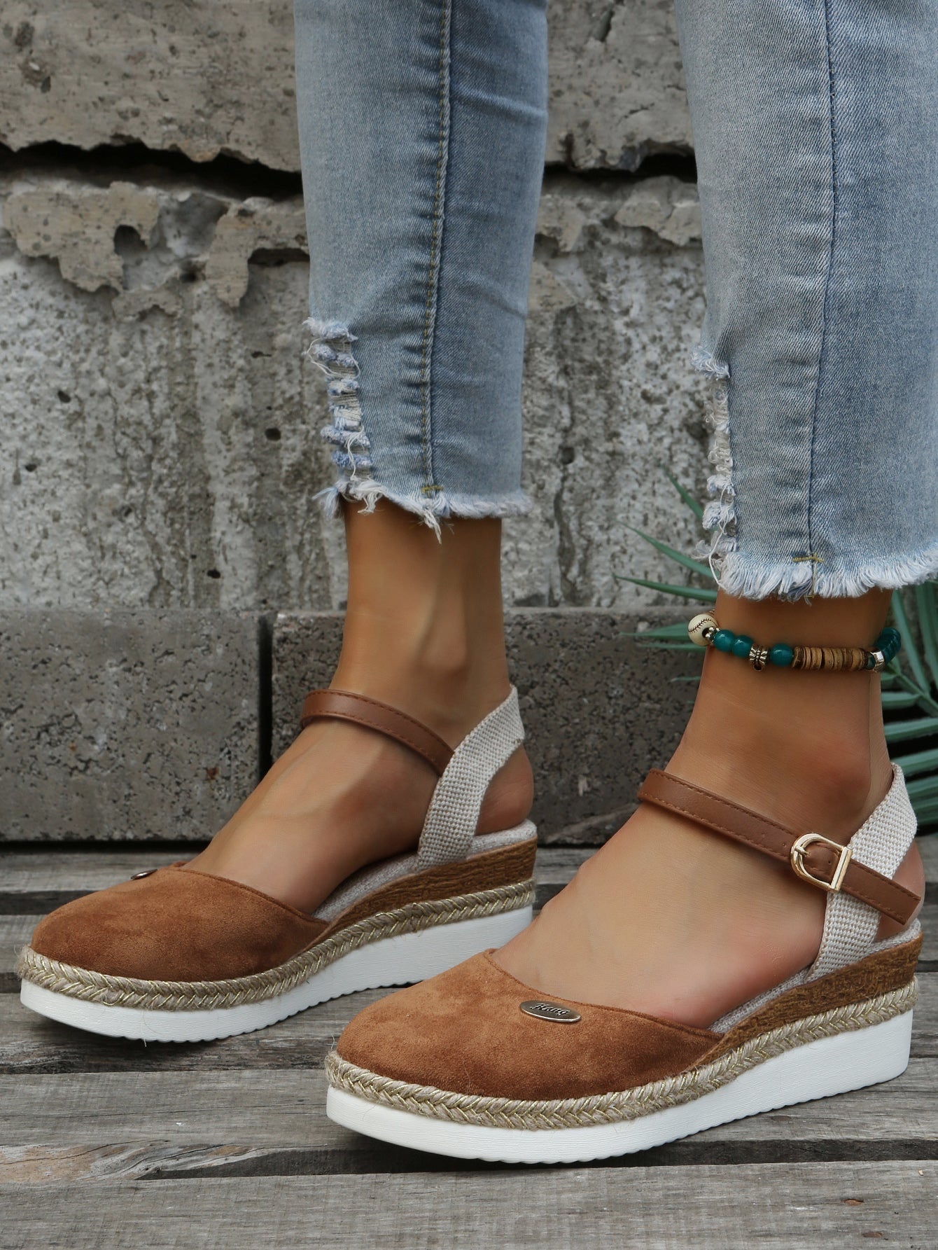 Chic Orthopedic Espadrille Sandals