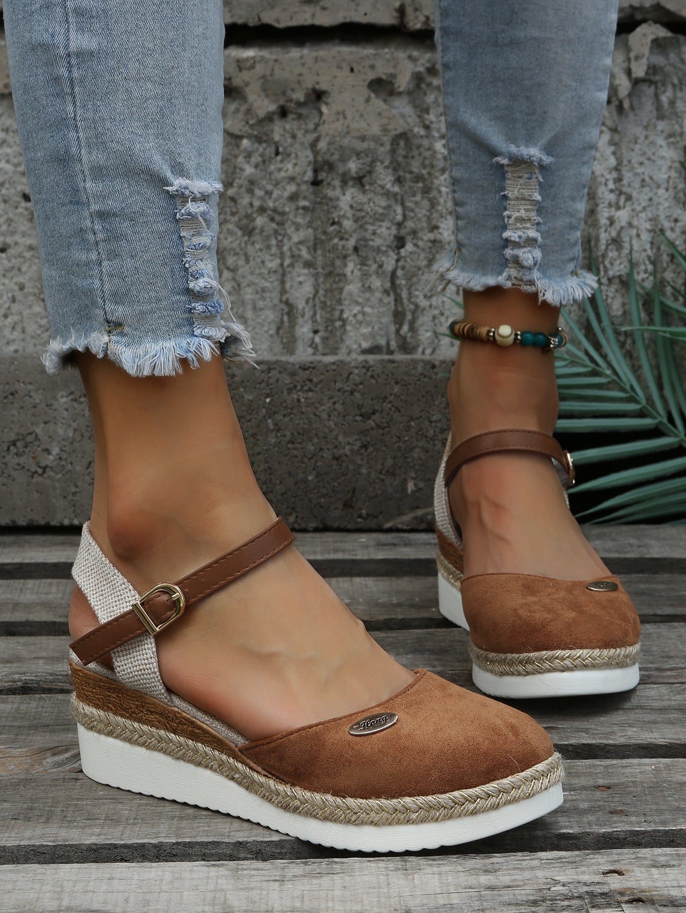 Chic Orthopedic Espadrille Sandals