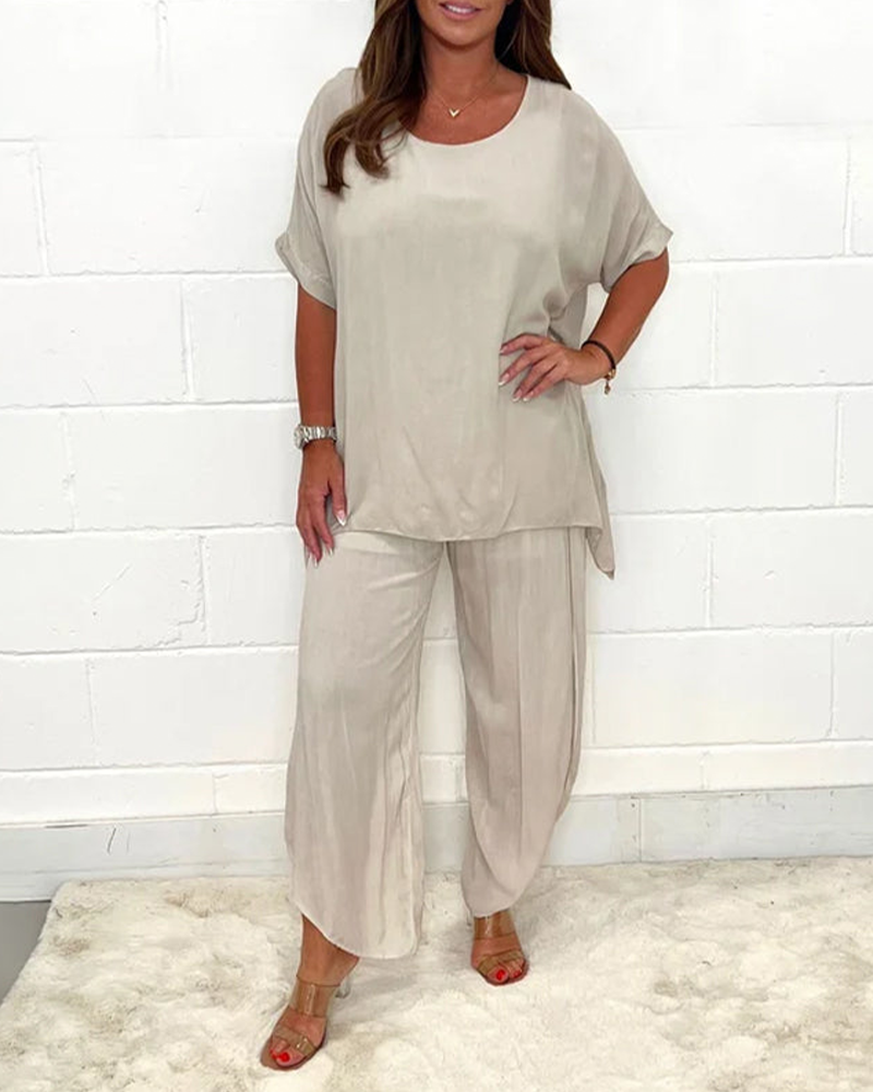 Comfortable and Relaxed Two-Piece Suit in Solid Color