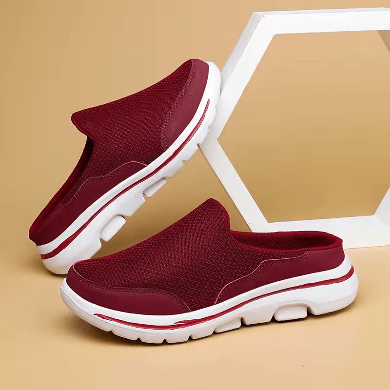 Comfortable Men's Slippers | Soft Cushioning