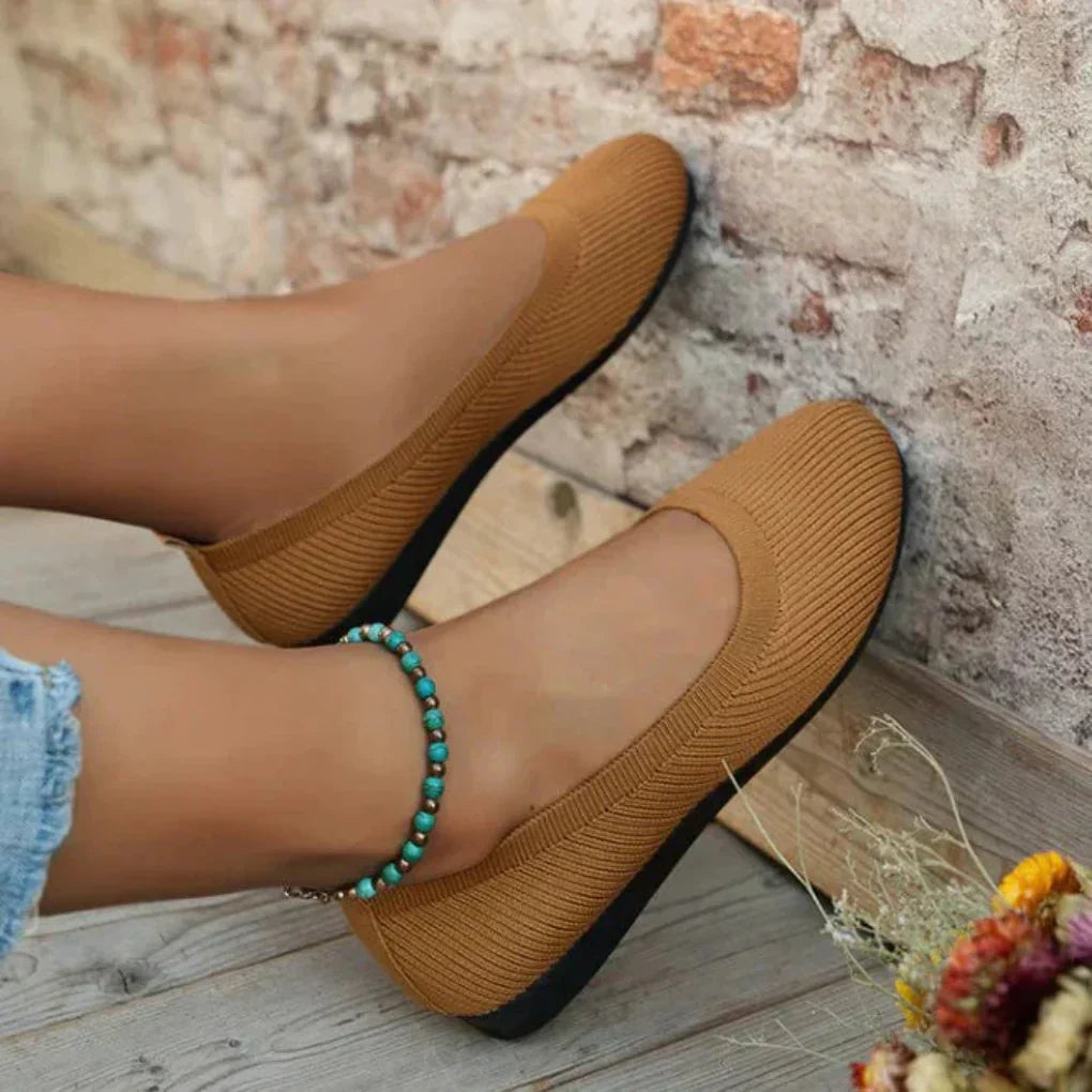 Comfortable Orthopedic Women's Shoes - Lightweight and Breathable