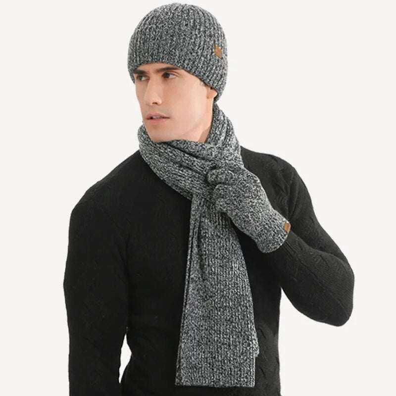 Cool Winter Set | With Cool Beanie, Scarf and Gloves!
