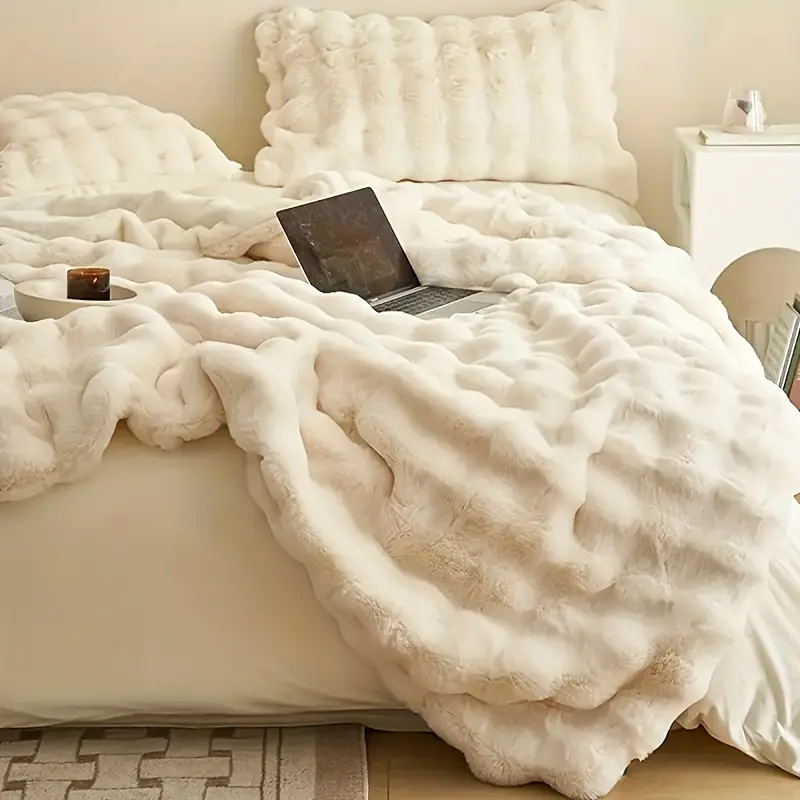 Cozy & Soft Reinforced Blanket