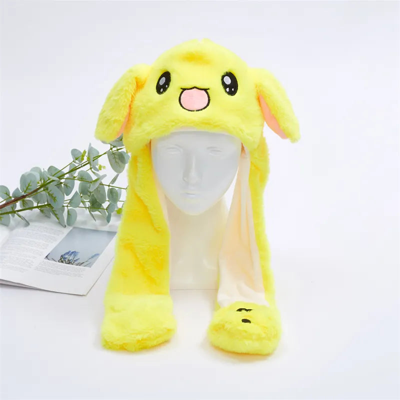 Cute hat with moving ears