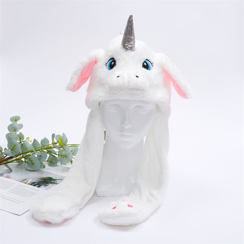 Cute hat with moving ears