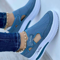 Diabetic-Friendly Hiking Shoes - Breathable and Comfortable