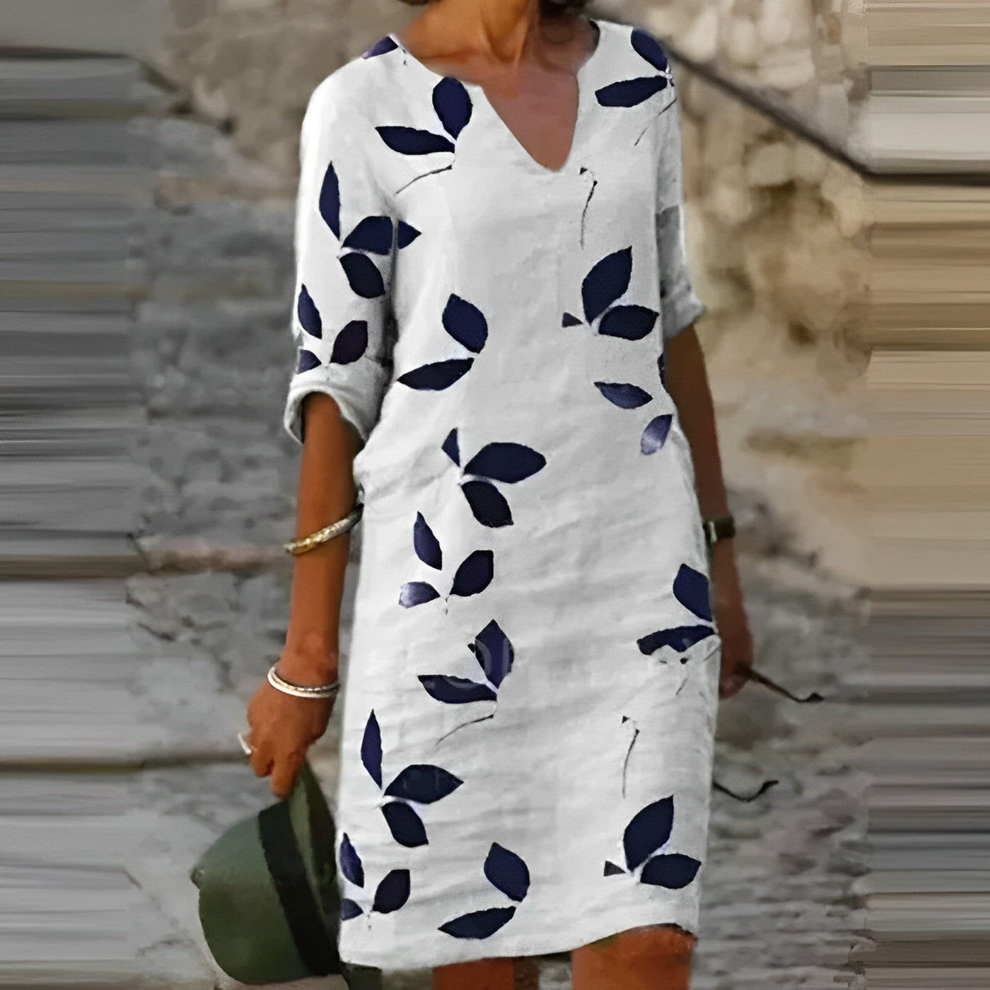 Effortless Stylish Women's Floral Midi Dress with V-Neck