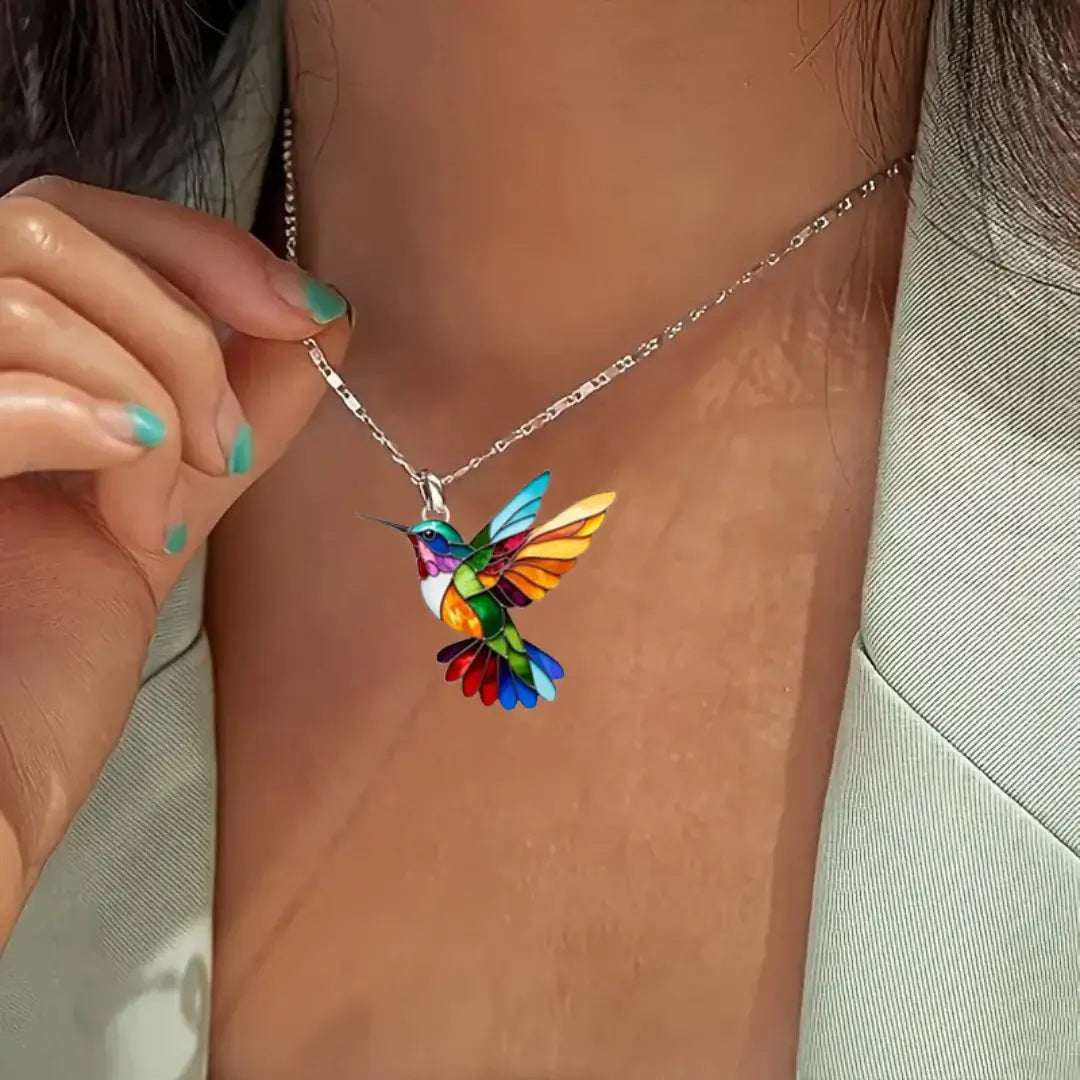 Elegan Hummingbird Necklace: A Symbol of Freedom and Renewal