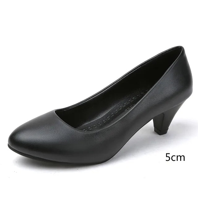 Elegant Orthopedic Women's Black Pumps with Cushioned Support