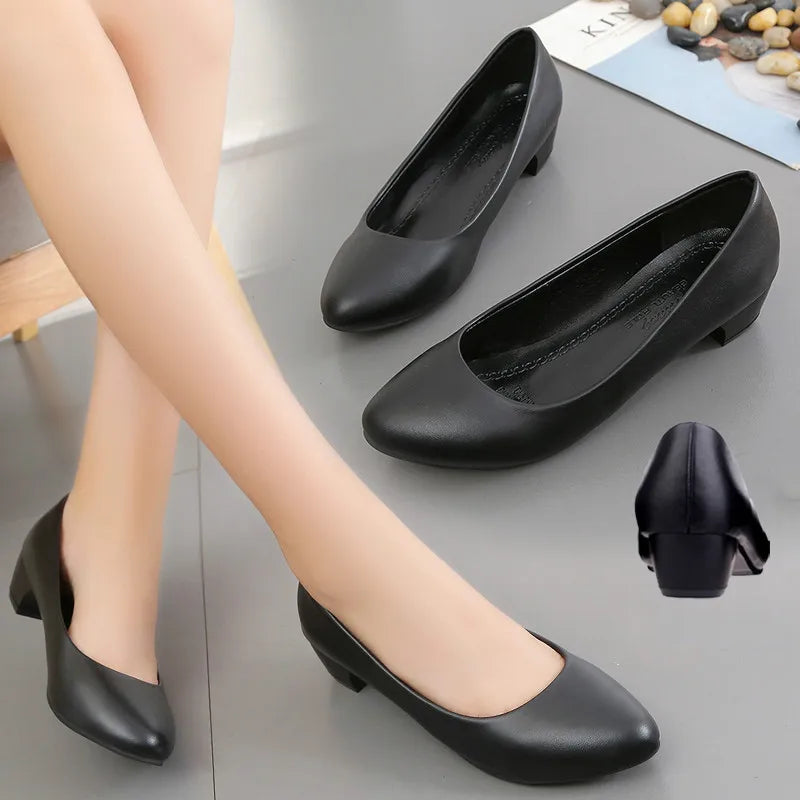 Elegant Orthopedic Women's Black Pumps with Cushioned Support