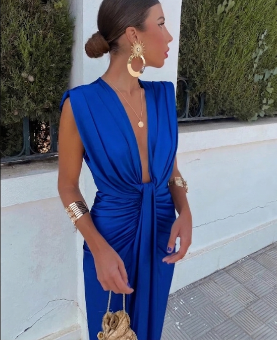 Elegant Pleated Maxi Dress