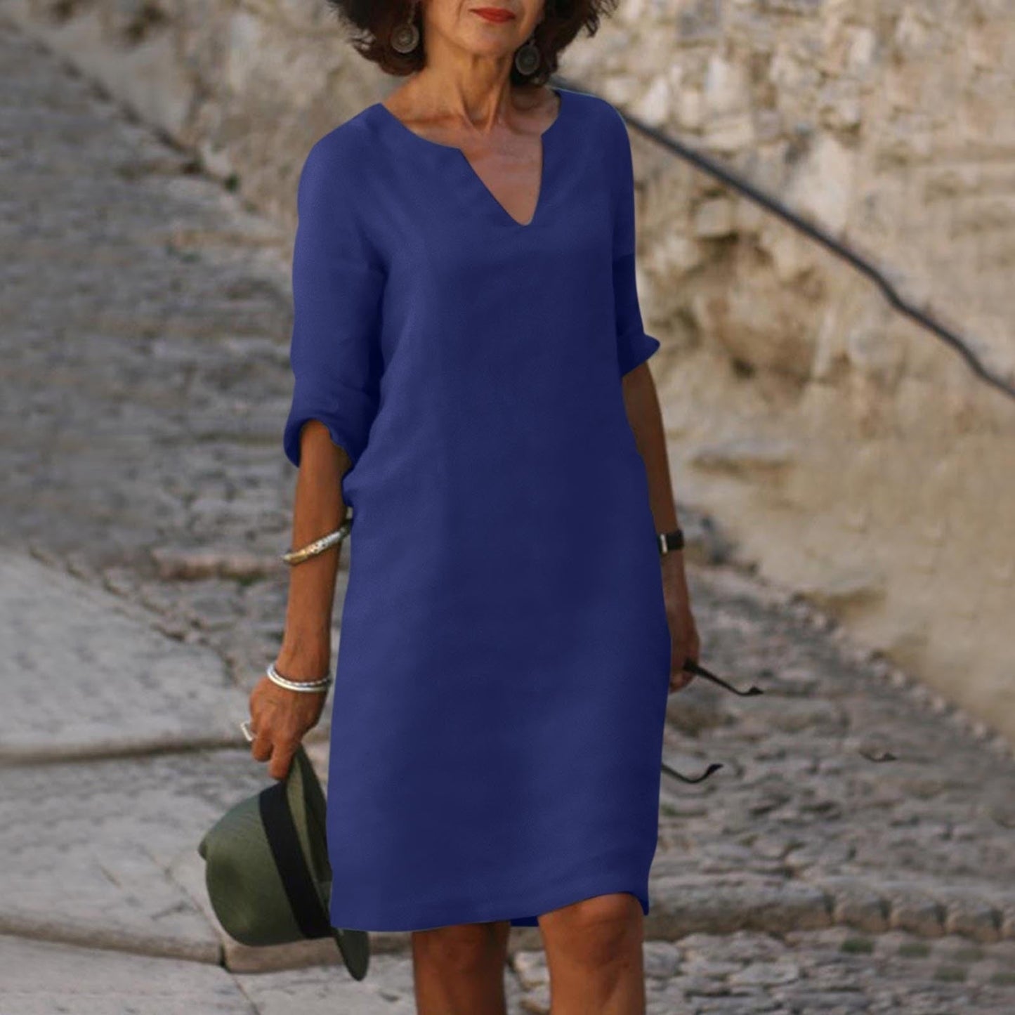 Elegant Summer Dress With V-Neck