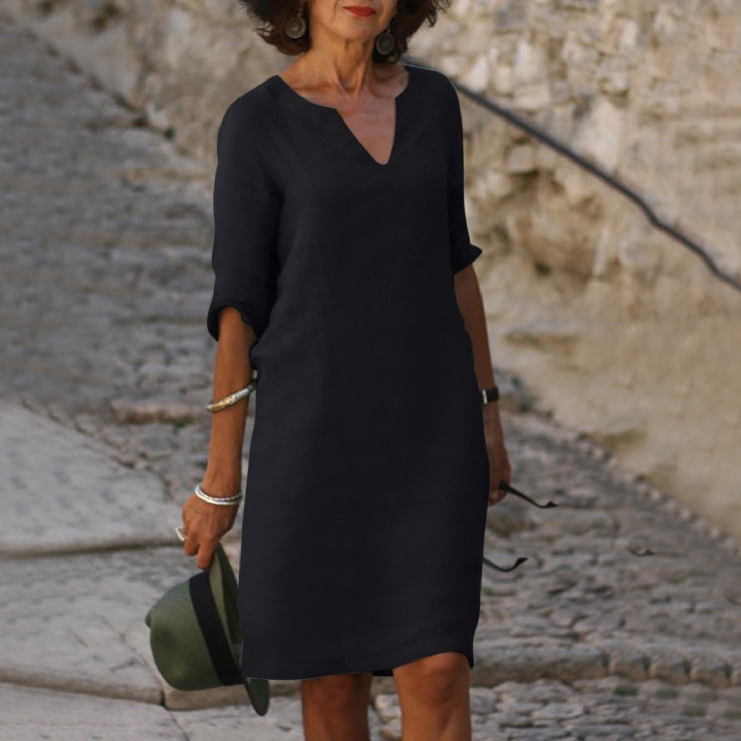 Elegant Summer Dress With V-Neck