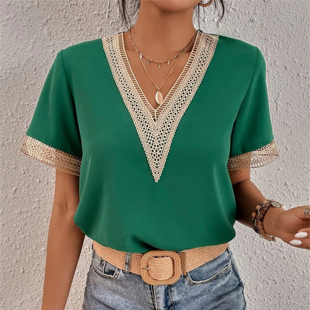Elegant T-shirt for Women, Perfect for Autumn