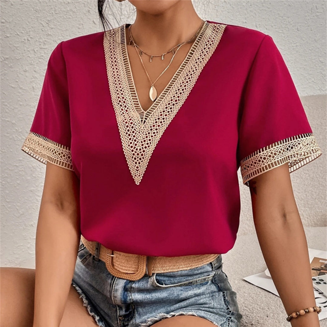 Elegant T-shirt for Women, Perfect for Autumn