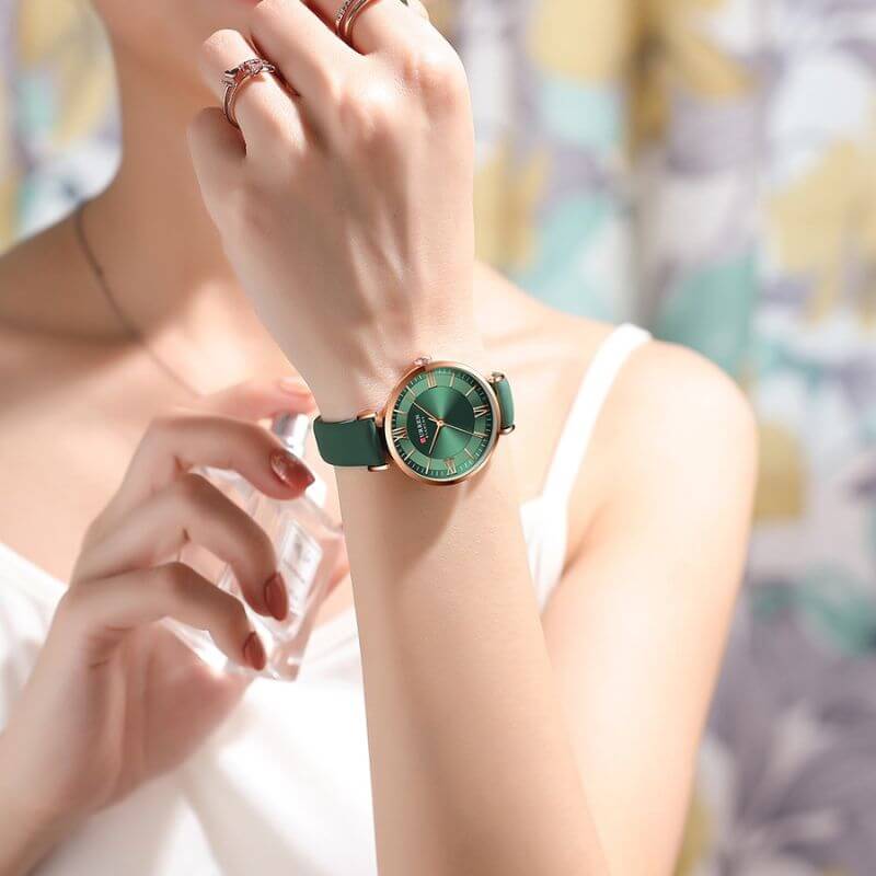 Elegant Waterproof Watch with Strap