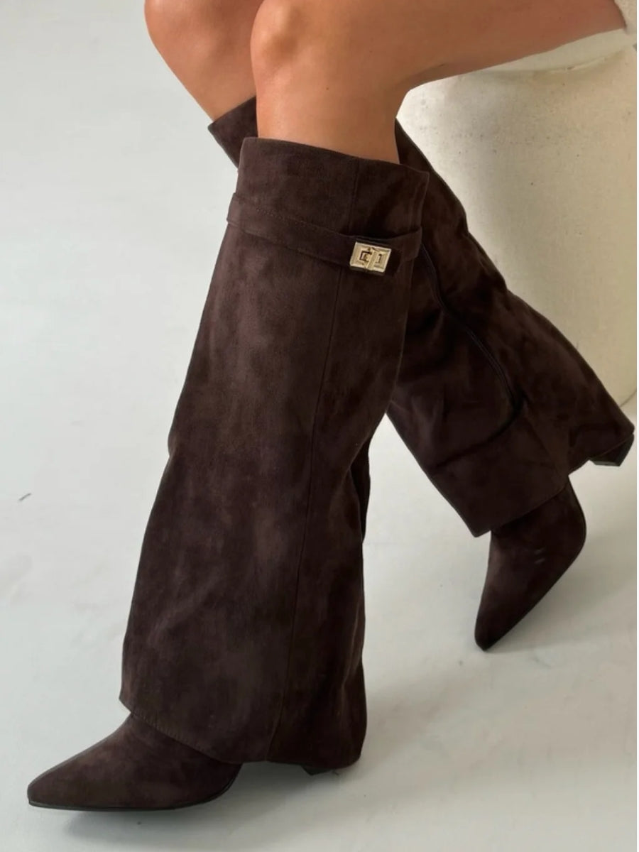 Elegant Women's Shoes in High Quality - Golden Details