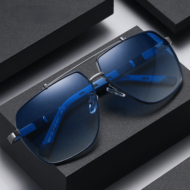 Fashionable Polarized Sunglasses with UV400 Protection