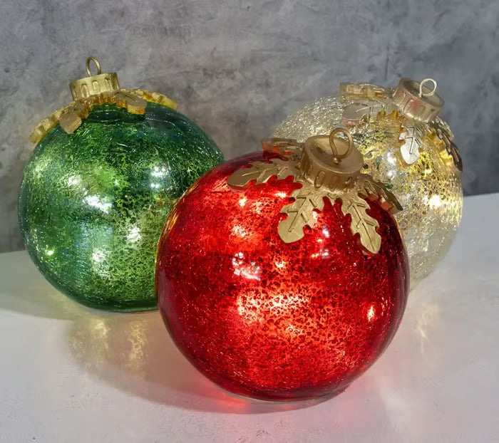 GlowSphere LED Christmas Ball – Warm Ambient Lighting with Timer Function