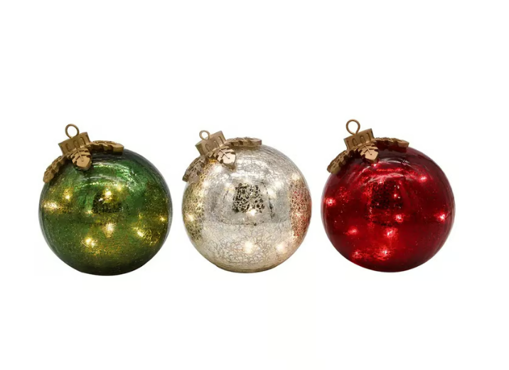 GlowSphere LED Christmas Ball – Warm Ambient Lighting with Timer Function