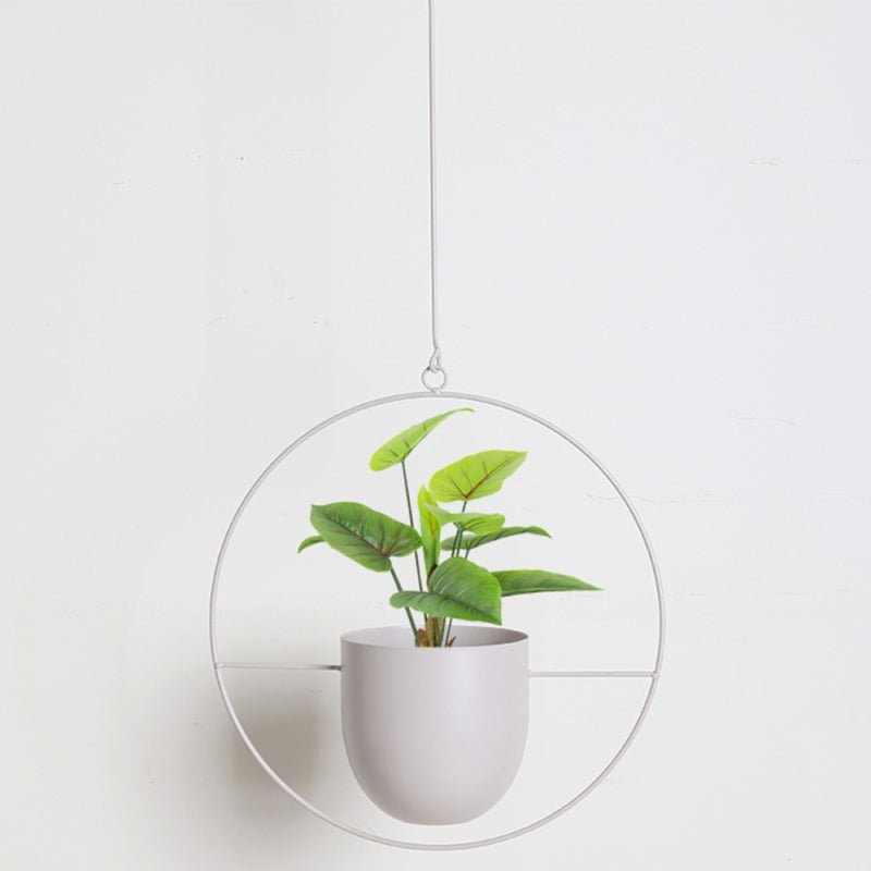 Hanging Planter – Elegant Indoor & Outdoor Metal Plant Pot with Chain