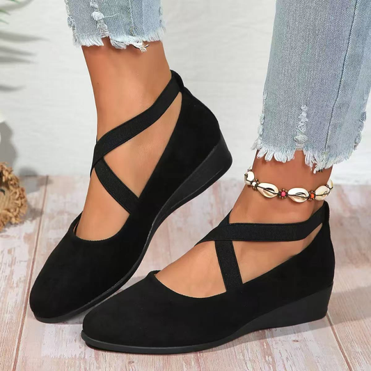 Happy™ Ballerina Shoes: Women's Criss-Cross Closed Low-Heel Ballerina Shoes