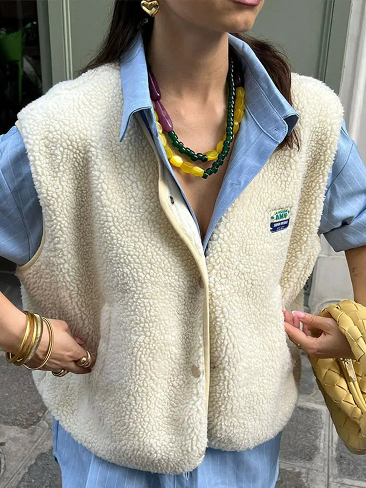 High-Quality Vest | Versatile Design - Comfortable