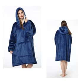 Hygge blanket with sleeves, hood & pocket - 200 x 150 cm