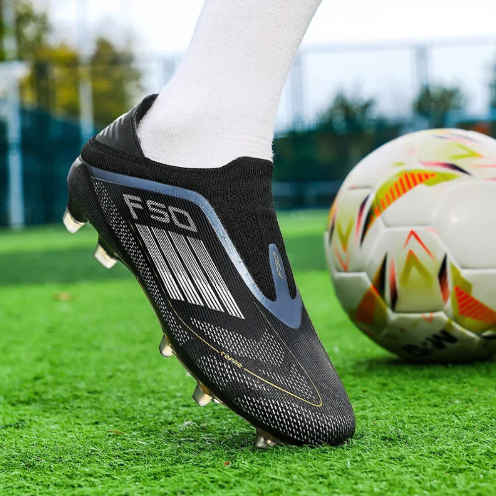 Indoor Soccer Shoes with Breathable Design for Futsal and Training – Lightweight and Efficient Soccer Shoes