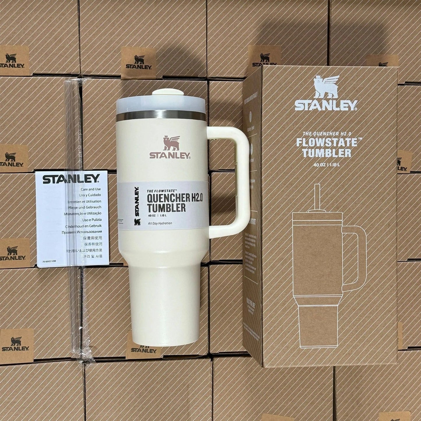 Insulated Travel Mug 40oz - Stainless Steel, Leak-Proof, Handle & Straw