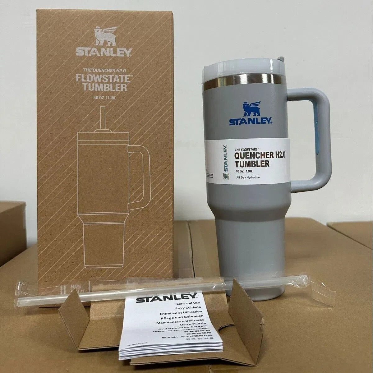 Insulated Travel Mug 40oz - Stainless Steel, Leak-Proof, Handle & Straw