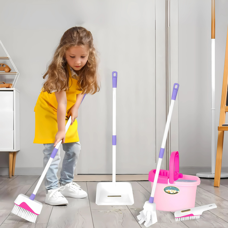 Kids' Pretend Play Cleaning Set