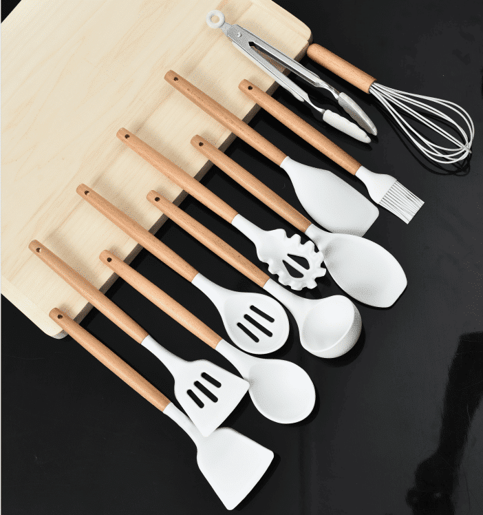 Kitchen Set with 11 Pieces in Wood/Silicone Including Holder (Black or White)