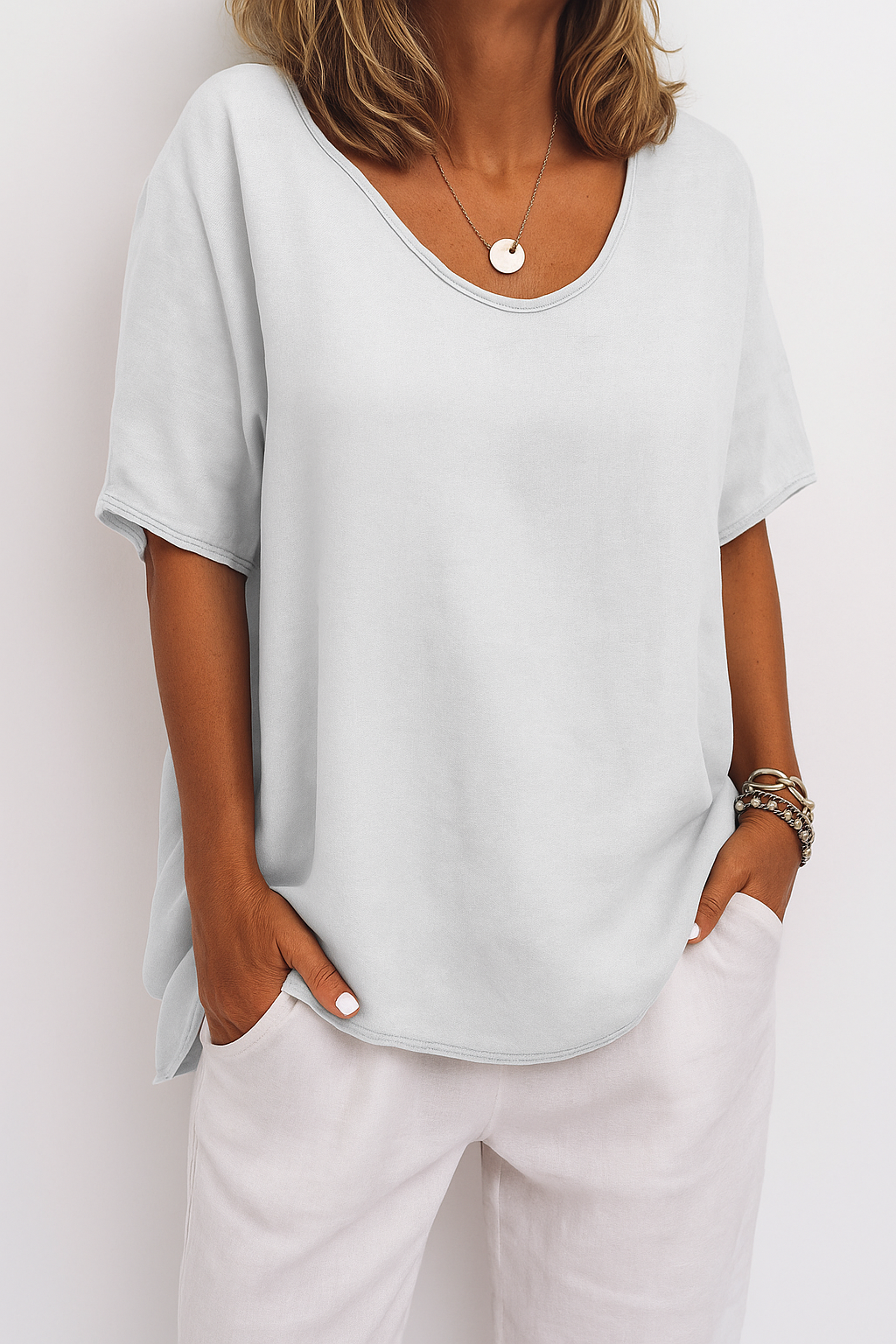 Light T-Shirt – Comfortable & Stylish For Summer