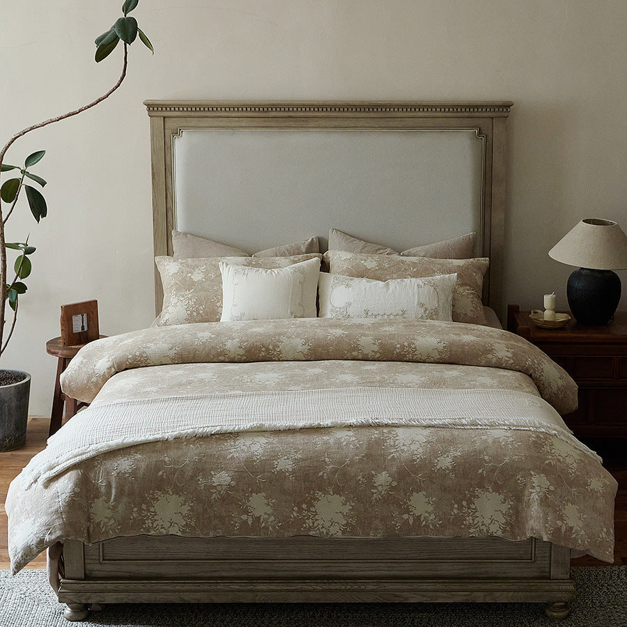 Linen-Cotton Bedding Set with Floral Jacquard and Textured Bedspread