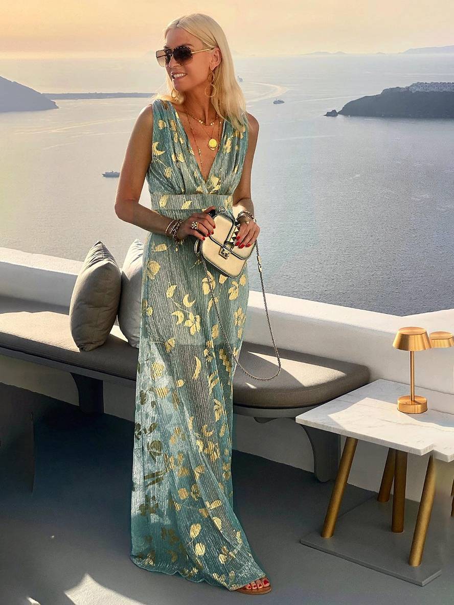 Long Dress Bronze Glossy Sequins V-Neck Sleeveless Elegant Evening Dress Beach